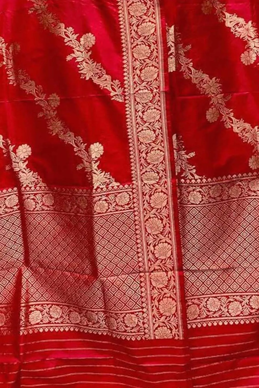 Exquisite Red Banarasi Handloom Silk Dupatta