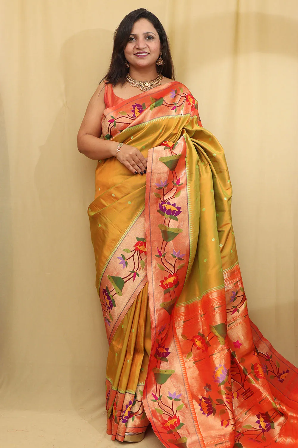 Green Paithani Handloom Flower Design Pure Silk Saree