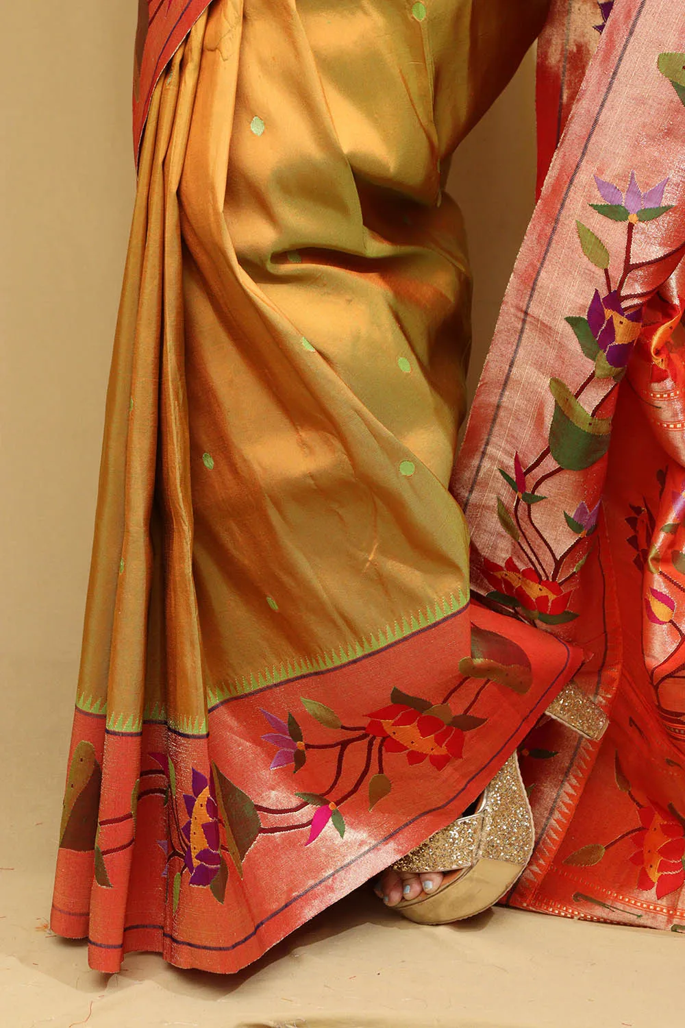 Green Paithani Handloom Flower Design Pure Silk Saree