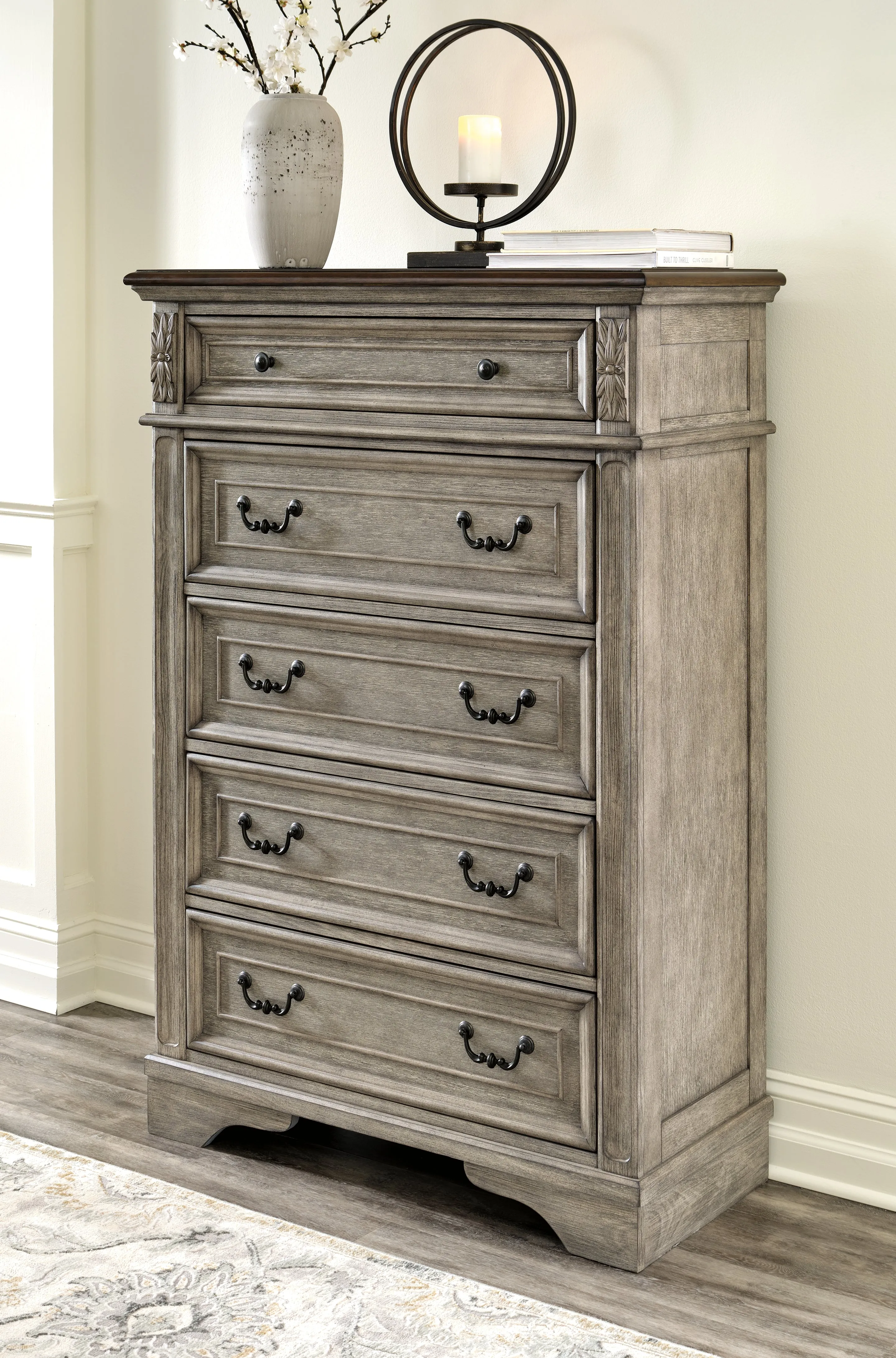Lodenbay California King Panel Bed with Mirrored Dresser and Chest in Antique Gray