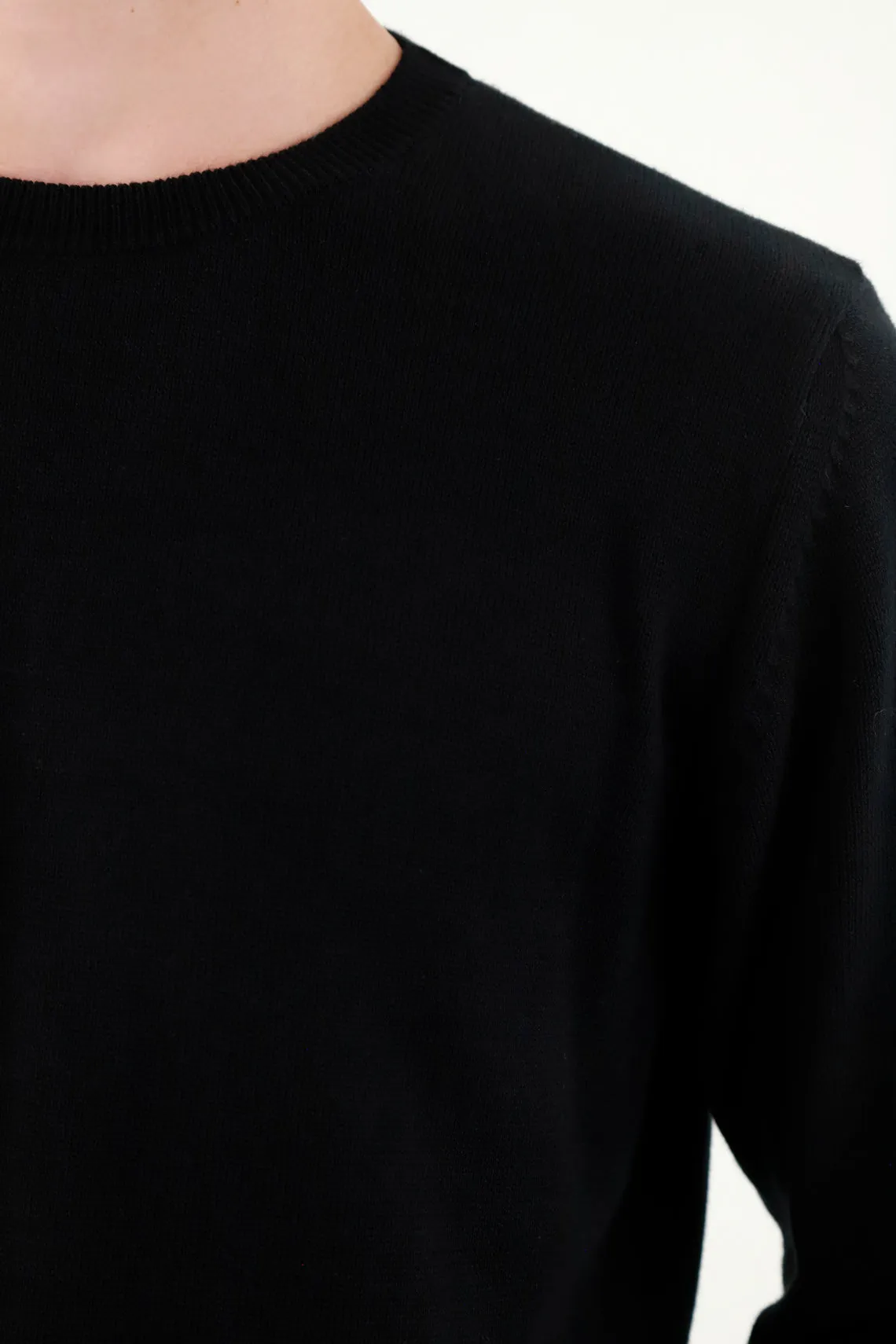 Men's Black Knit Sweater