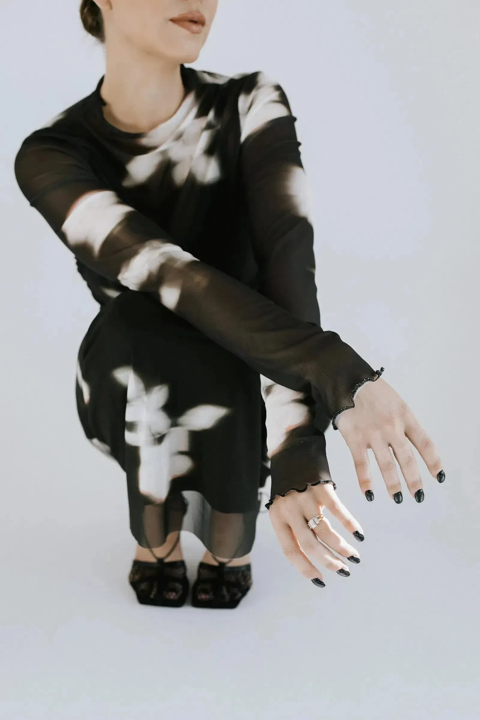 Murmure Set – Black abstract print – Straight midi skirt